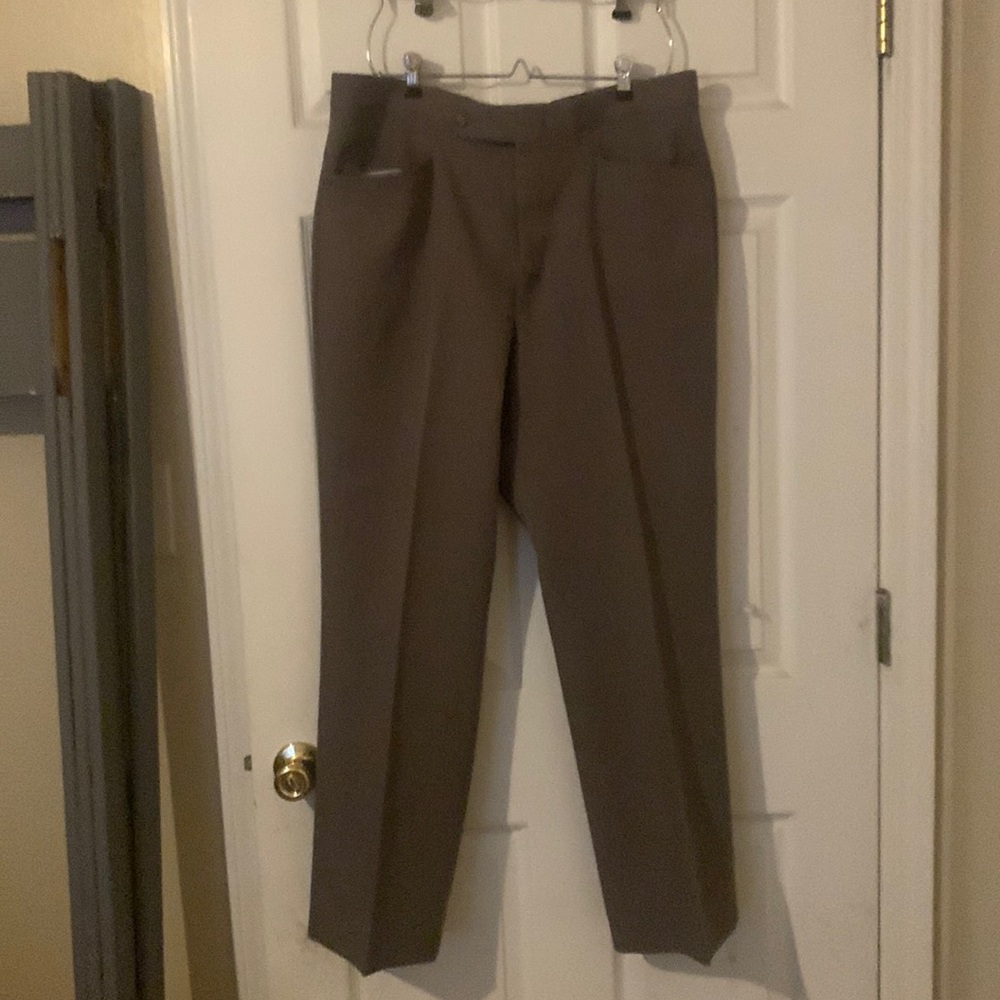 Sansabelt light brown men’s dress pants